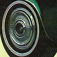 Triple stripe whitewall from the 1966 Imperial brochure.
