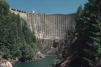 The 2nd Dam - Built with wholes so when they added on the cement would lock together!