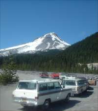 Erik's Wagoneer on Cascade loop